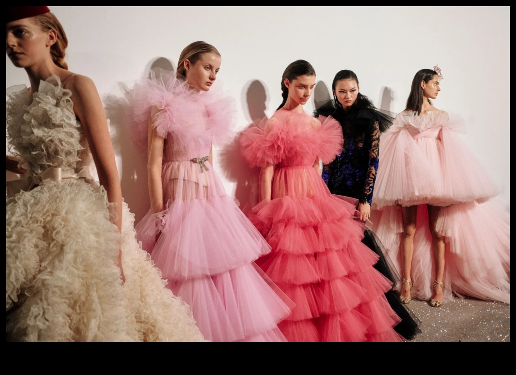 Couture Chronicles: Bir Moda Tutkununun Hayallerinin Görsel Günlüğü